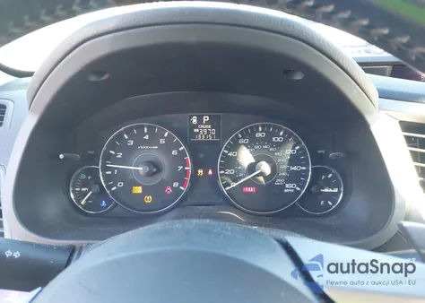 2011 Subaru Outback 3.6R Limited z USA, uszkodzony, nr VIN 4S4BRDLC6B2432168